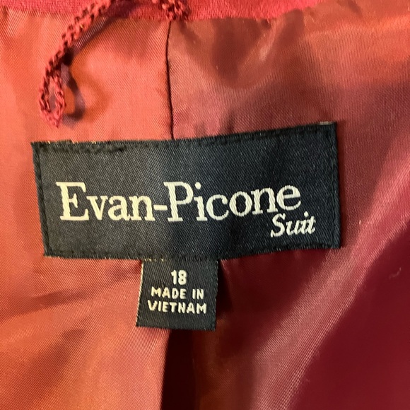 Evan Picone Women's Berry Blazer - Picture 2 of 4